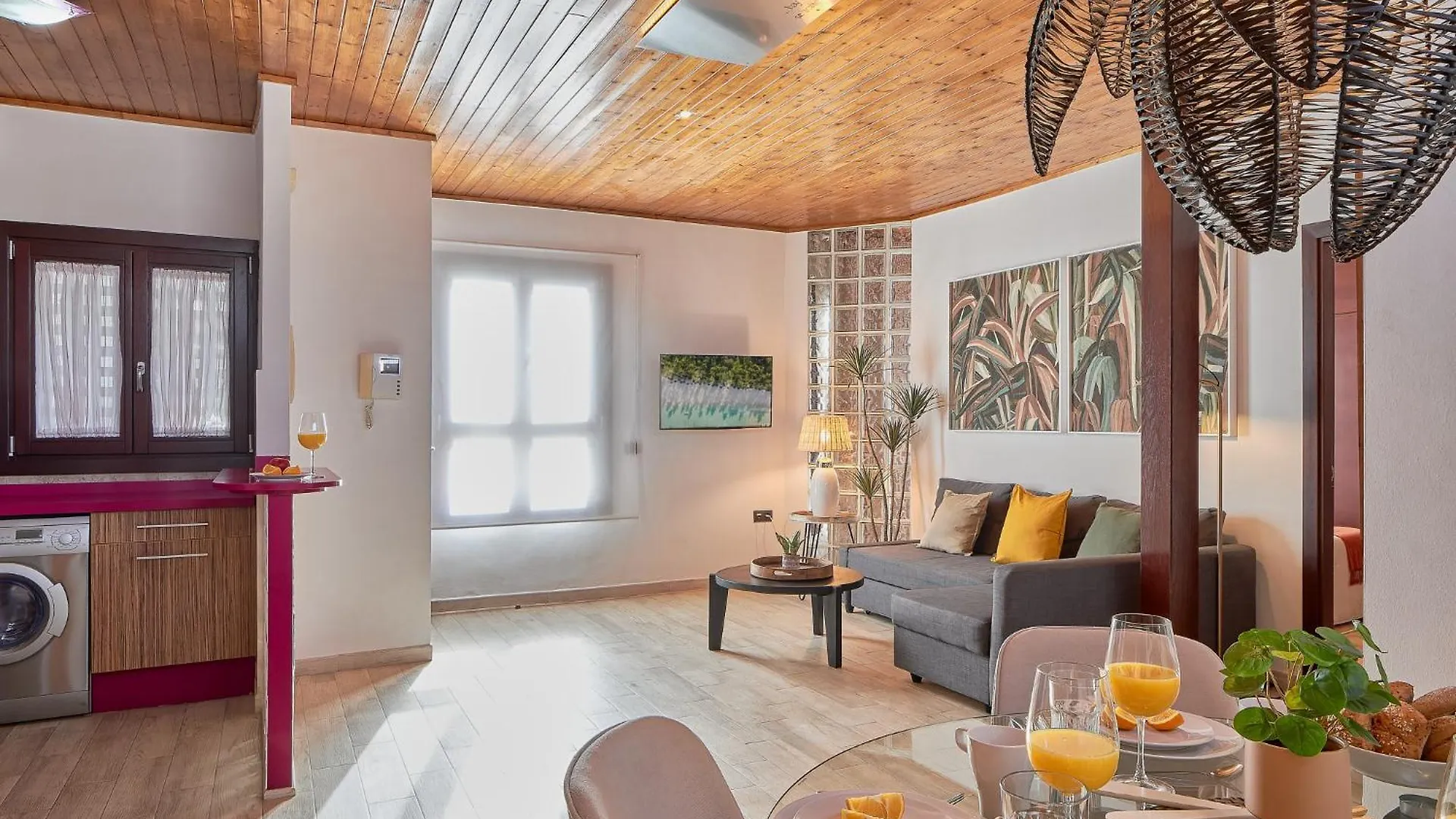Coquito Pool Apartment Malaga